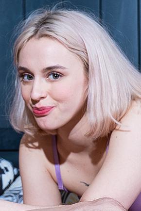Molly Cute